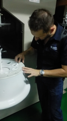 飛機(jī)輪轂噴涂線