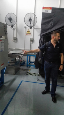 飛機(jī)輪轂磁粉探傷線