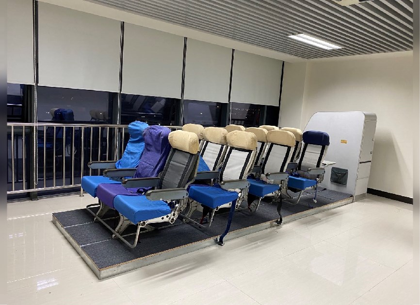 座椅調(diào)節(jié)固定練習(xí)臺