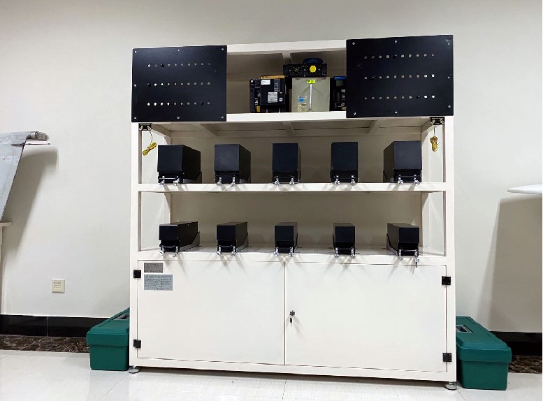 模擬計(jì)算機(jī)練習(xí)架及跳板開關(guān)練習(xí)板