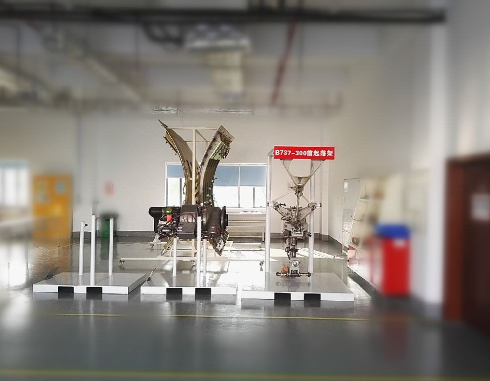 發(fā)動機(jī)托架、起落架支撐臺